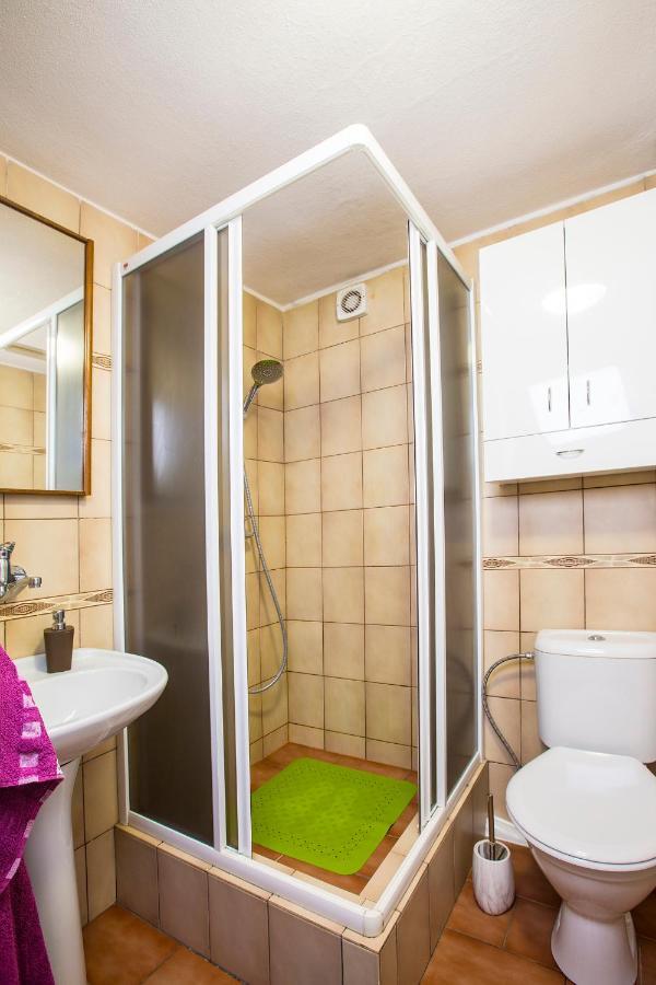 Guest House Bulusek ロキトニツェ・ナト・イゼロウ エクステリア 写真